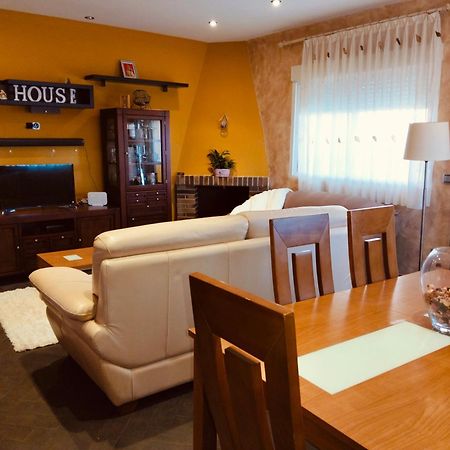 Villa El Hogar De Pepe El Casar de Escalona Esterno foto