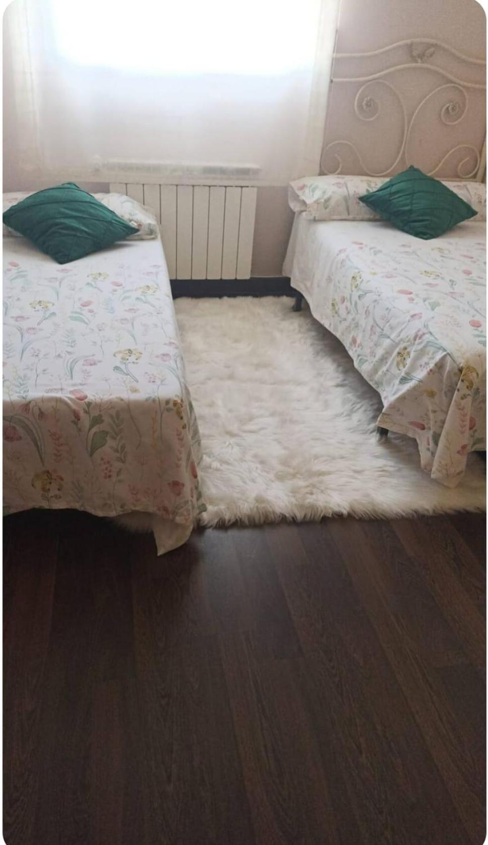 Villa El Hogar De Pepe El Casar de Escalona Esterno foto
